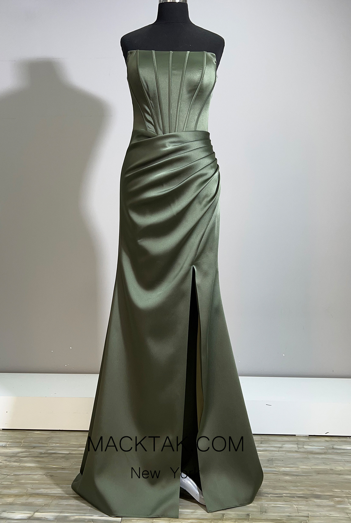 MackTak Collection 7325 Dress